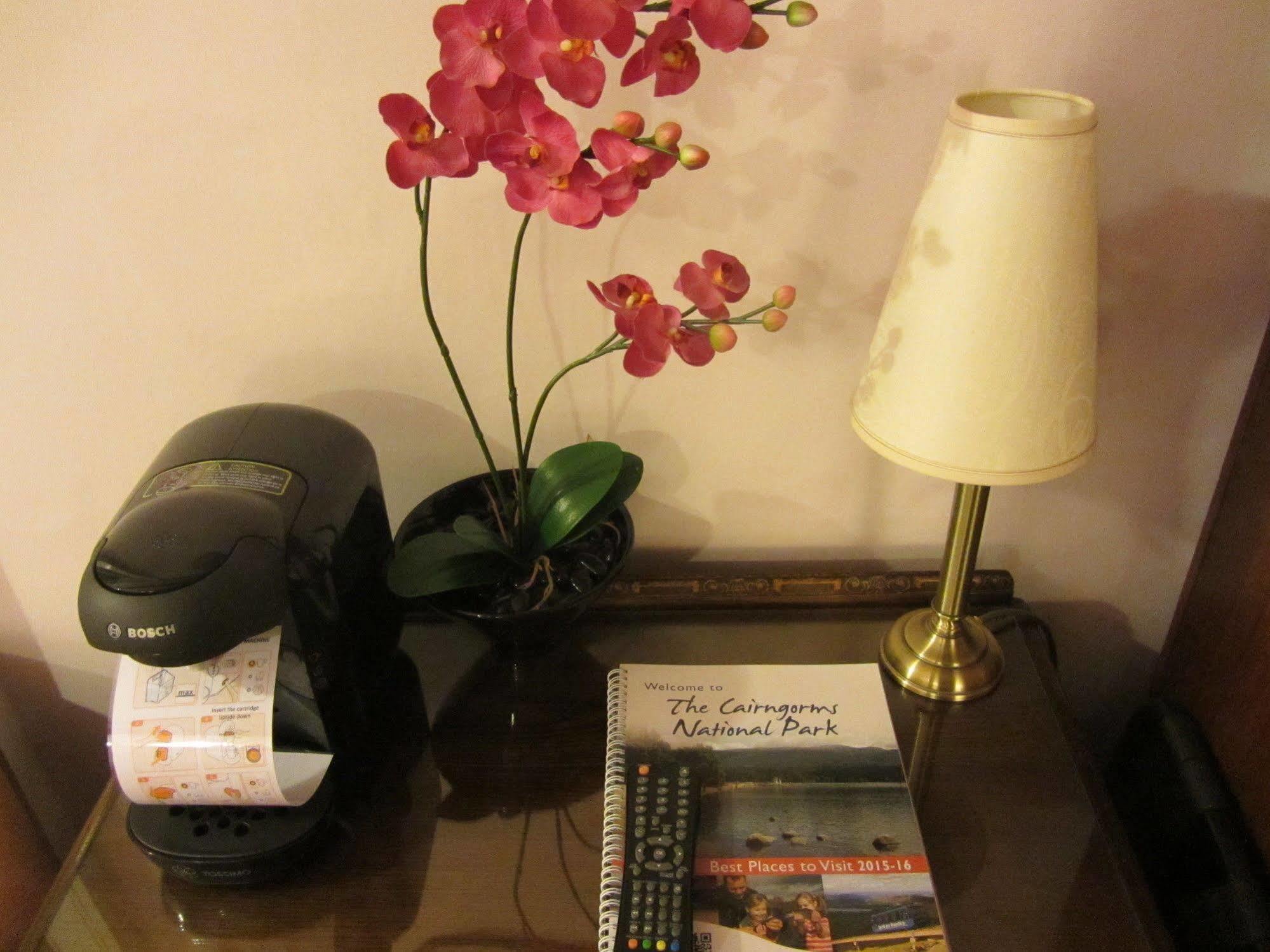 Rossmor Bed & Breakfast Grantown-on-Spey Ngoại thất bức ảnh
