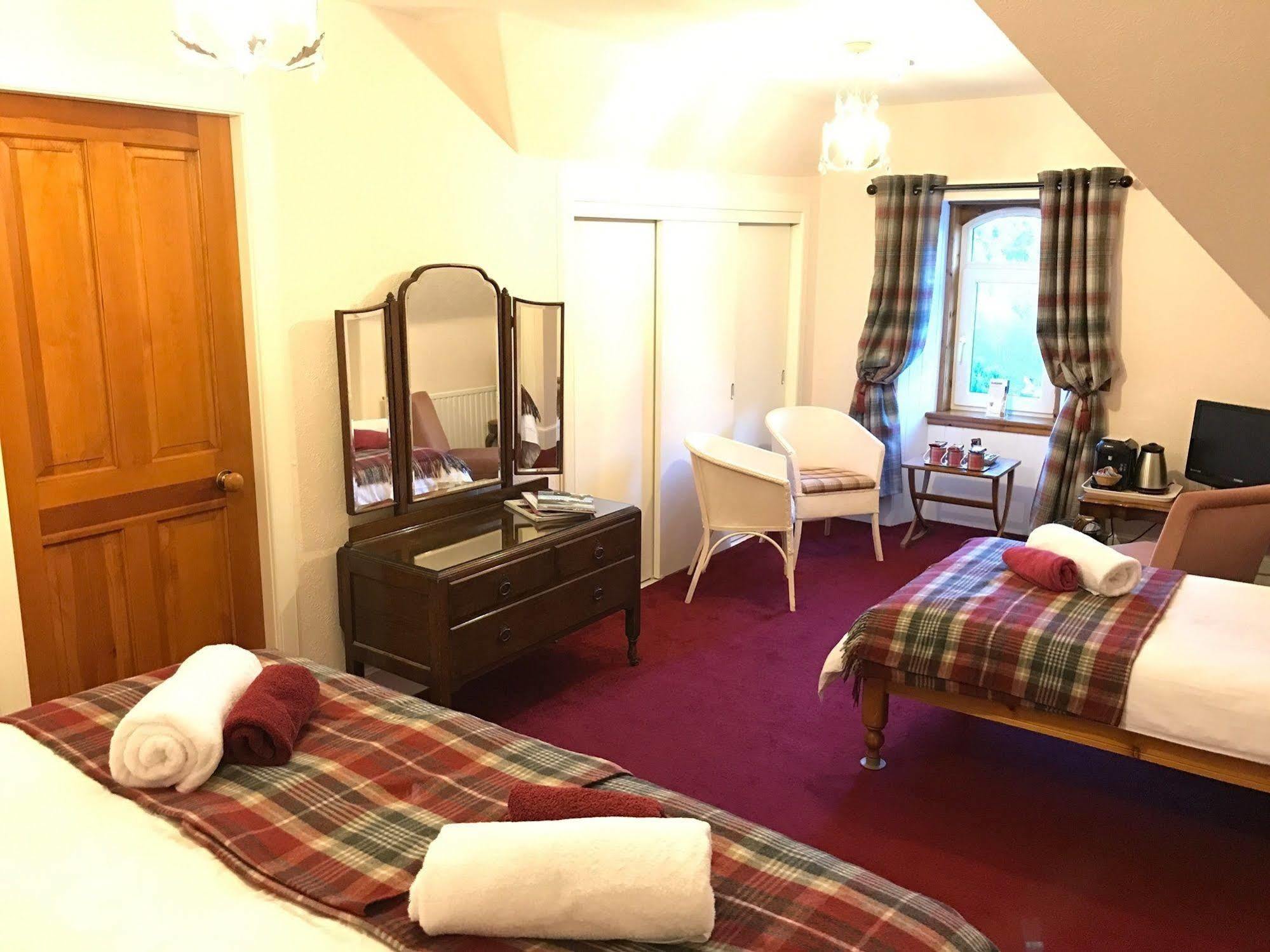 Rossmor Bed & Breakfast Grantown-on-Spey Ngoại thất bức ảnh