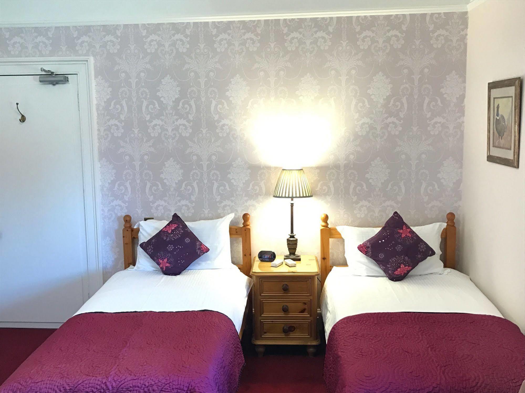 Rossmor Bed & Breakfast Grantown-on-Spey Ngoại thất bức ảnh