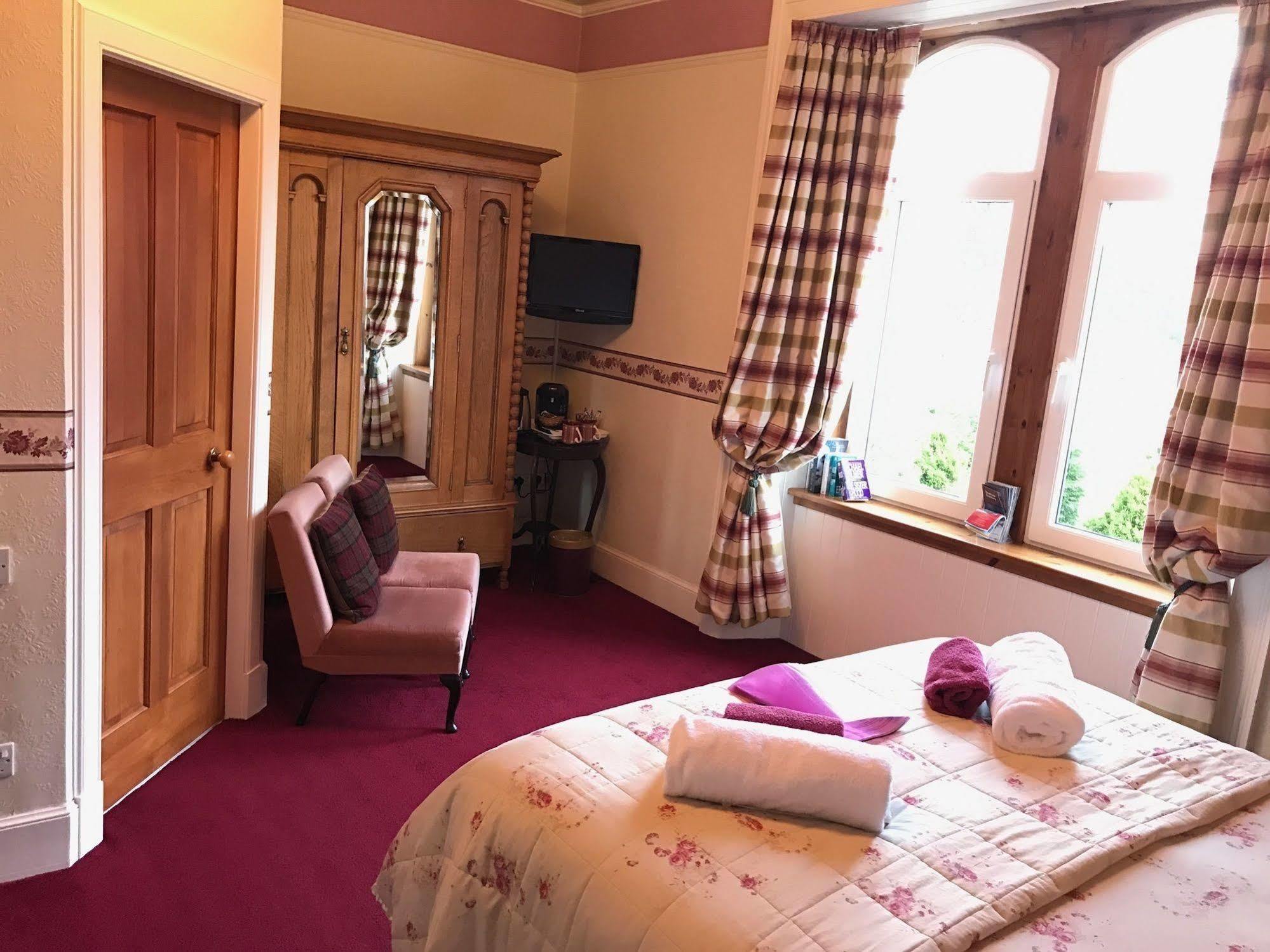 Rossmor Bed & Breakfast Grantown-on-Spey Ngoại thất bức ảnh
