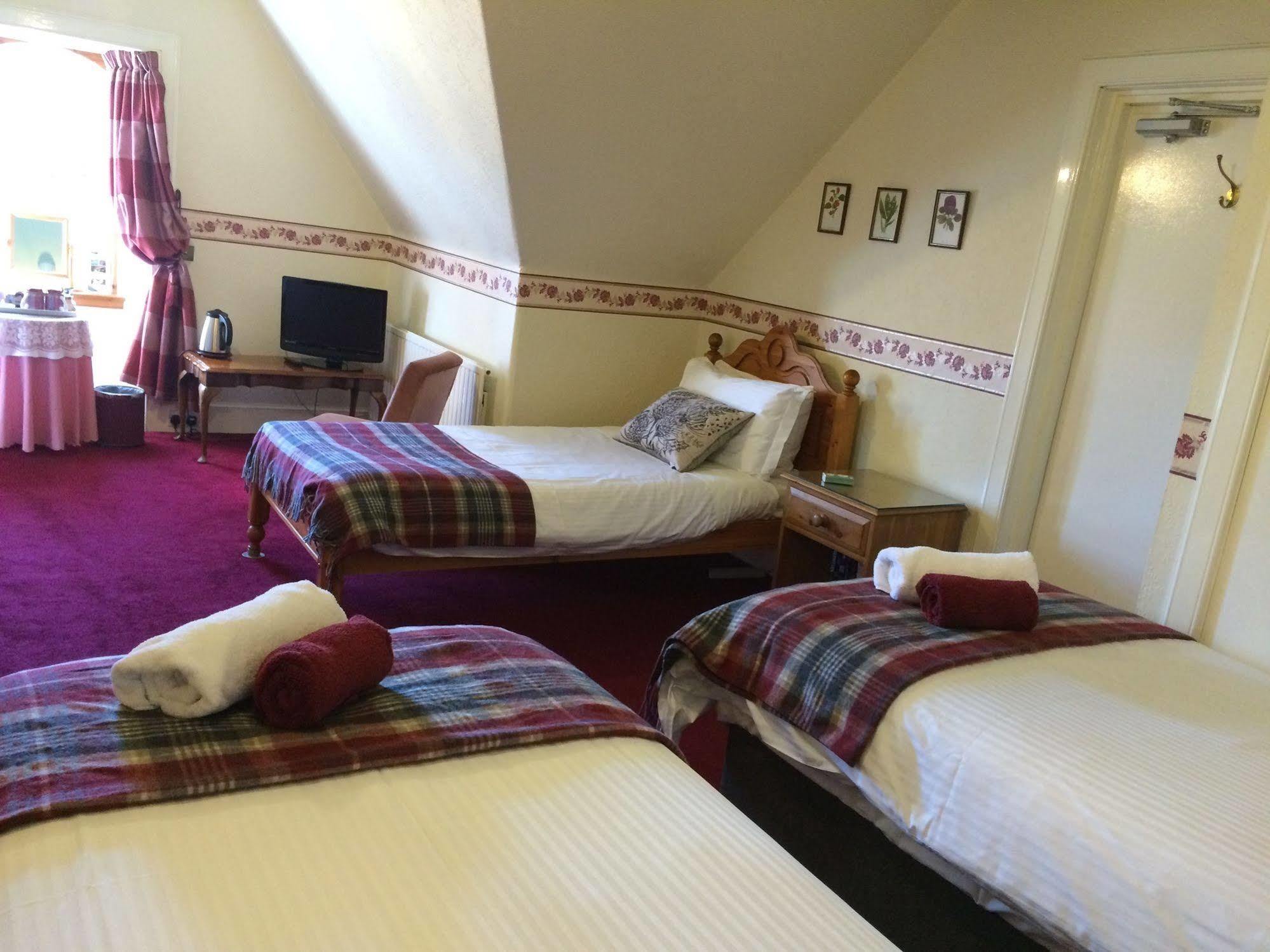 Rossmor Bed & Breakfast Grantown-on-Spey Ngoại thất bức ảnh